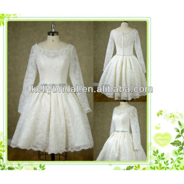 Beautiful knee lenght lace wedding dress with long sleeve and zipper back